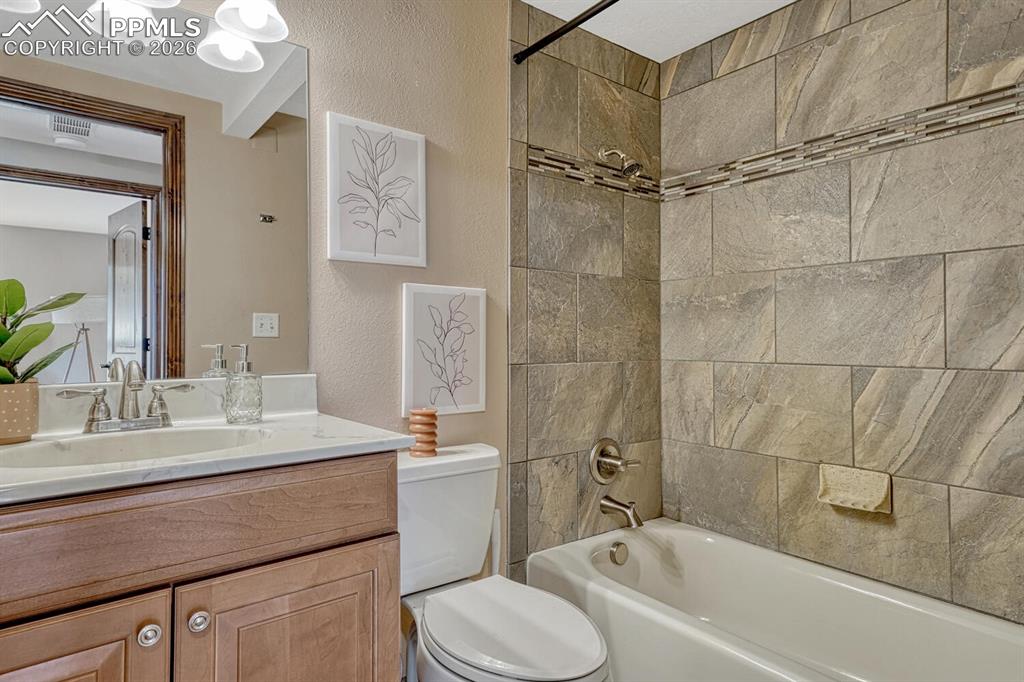 1260 Glenrock Drive Colorado Springs CO 80926