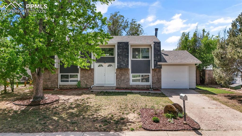 2550 Gina Drive Colorado Springs CO 80916