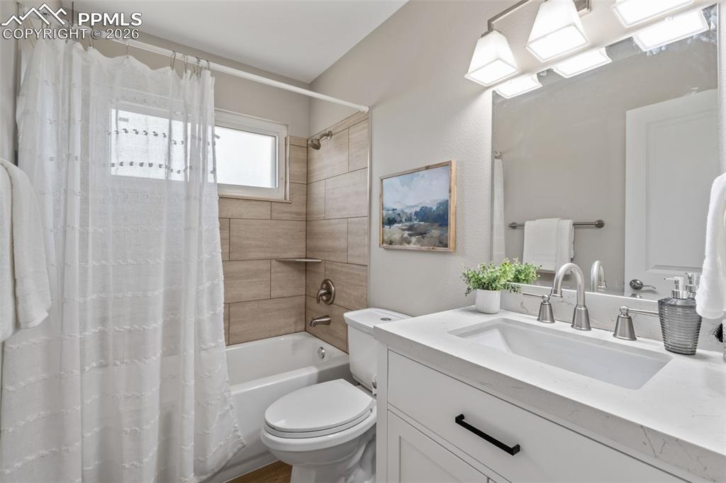 2550 Gina Drive Colorado Springs CO 80916