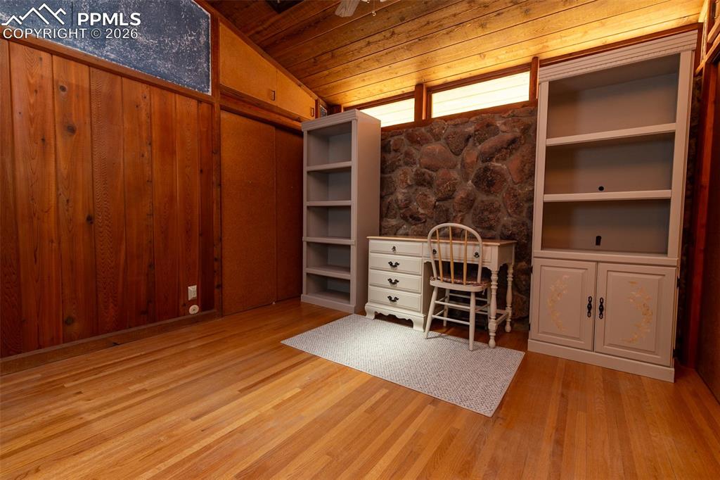 414 Chamberlin Place Colorado Springs CO 80906