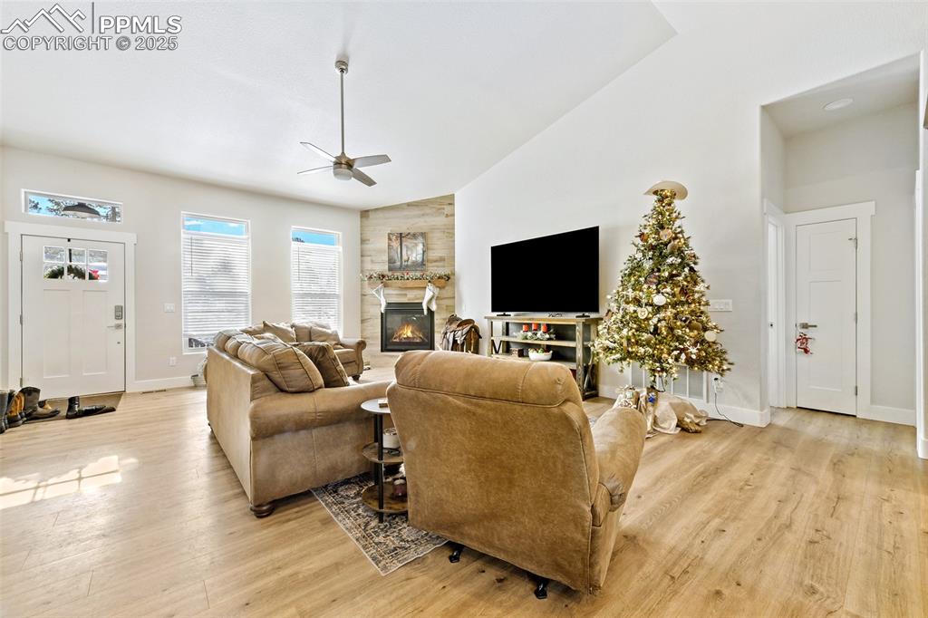 29 Dusti Circle Florissant CO 80816