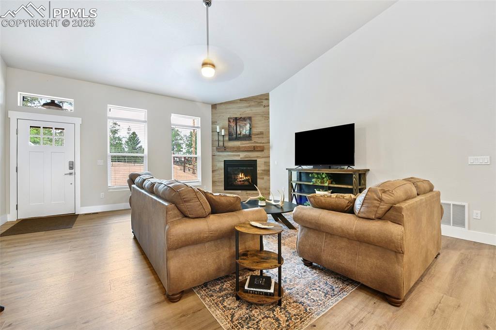 29 Dusti Circle Florissant CO 80816
