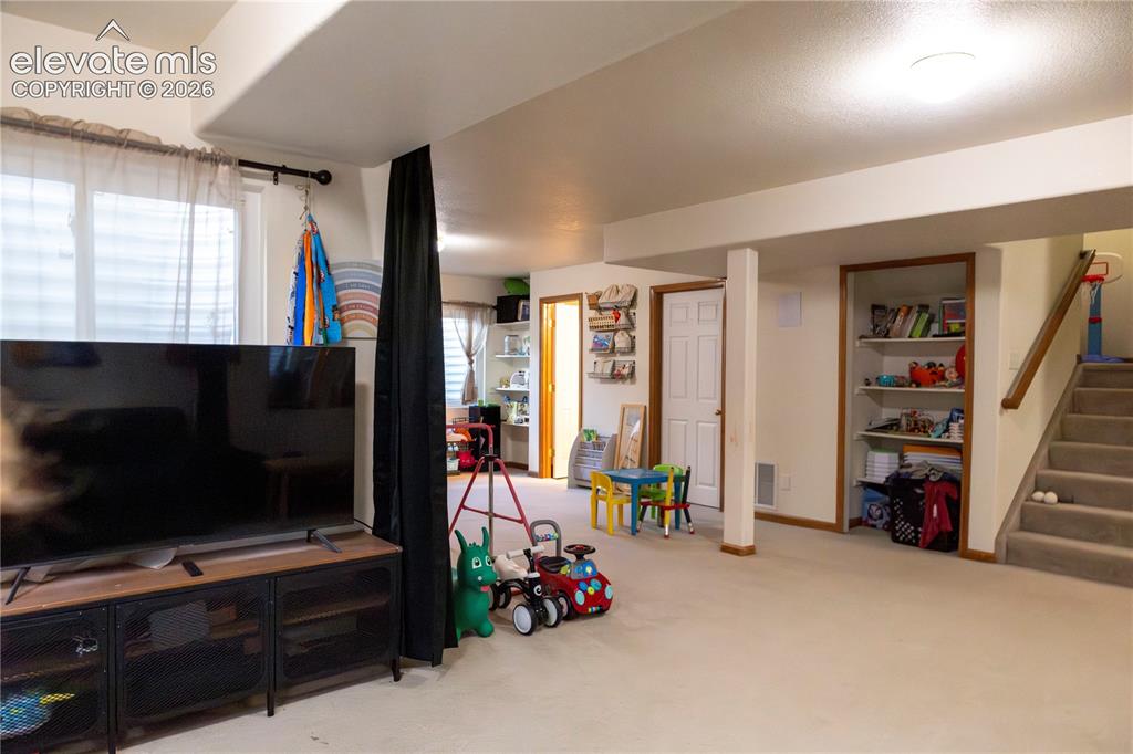 7406 Waterside Drive Colorado Springs CO 80925