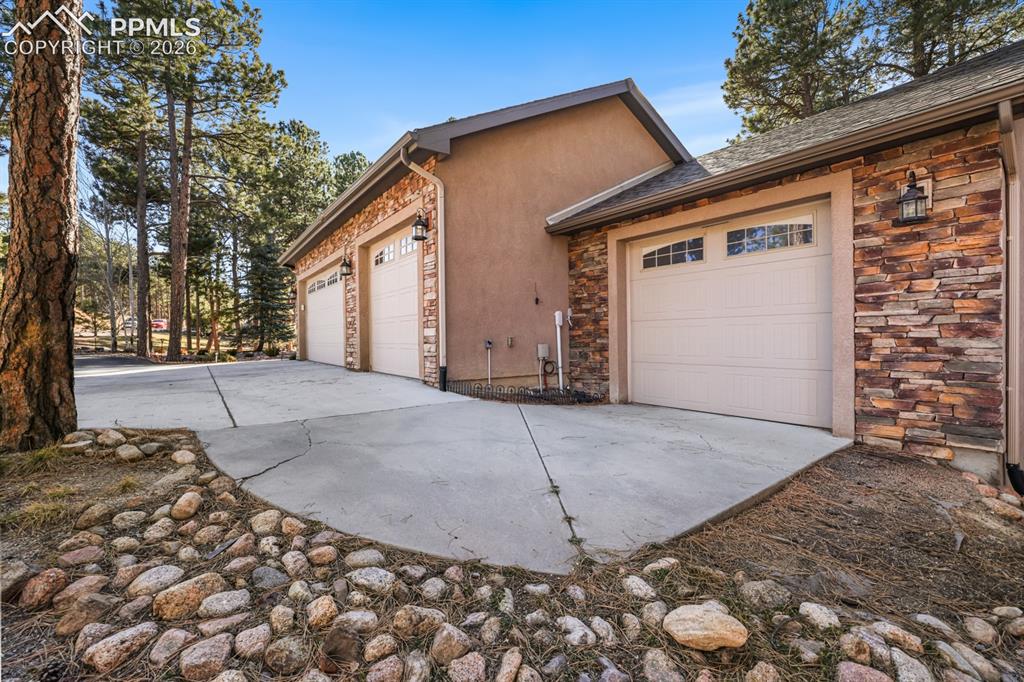 17990 Sawmill Road Colorado Springs CO 80908