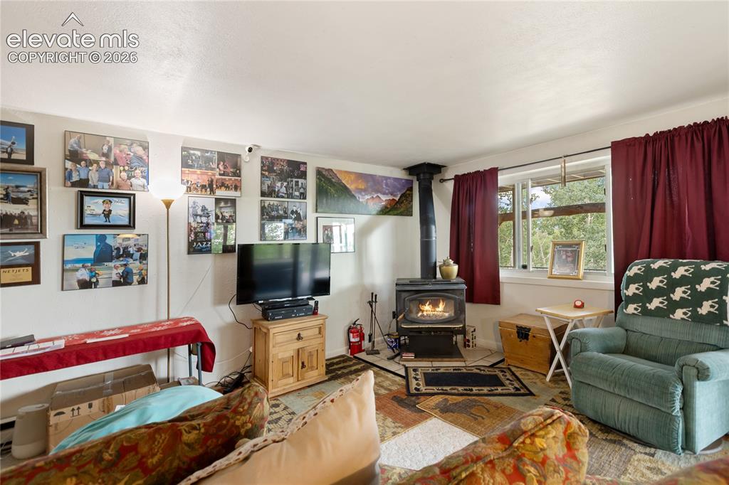 5853 W Highway 24 Divide CO 80814