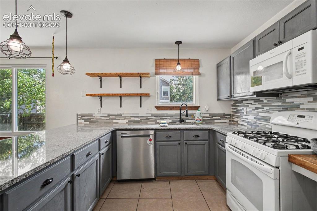 9419 Daystar Terrace Colorado Springs CO 80925