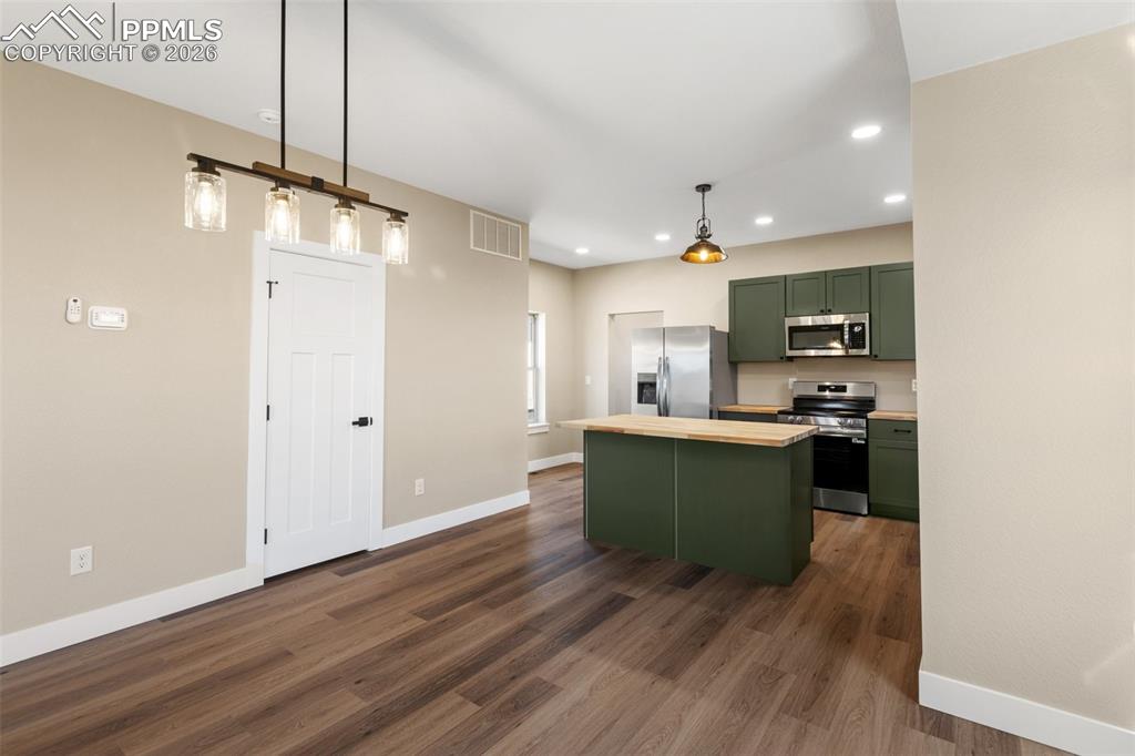 207 W Womack Avenue Cripple Creek CO 80813