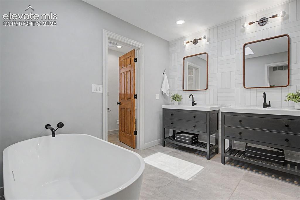 1130 Allegheny Drive Colorado Springs CO 80919