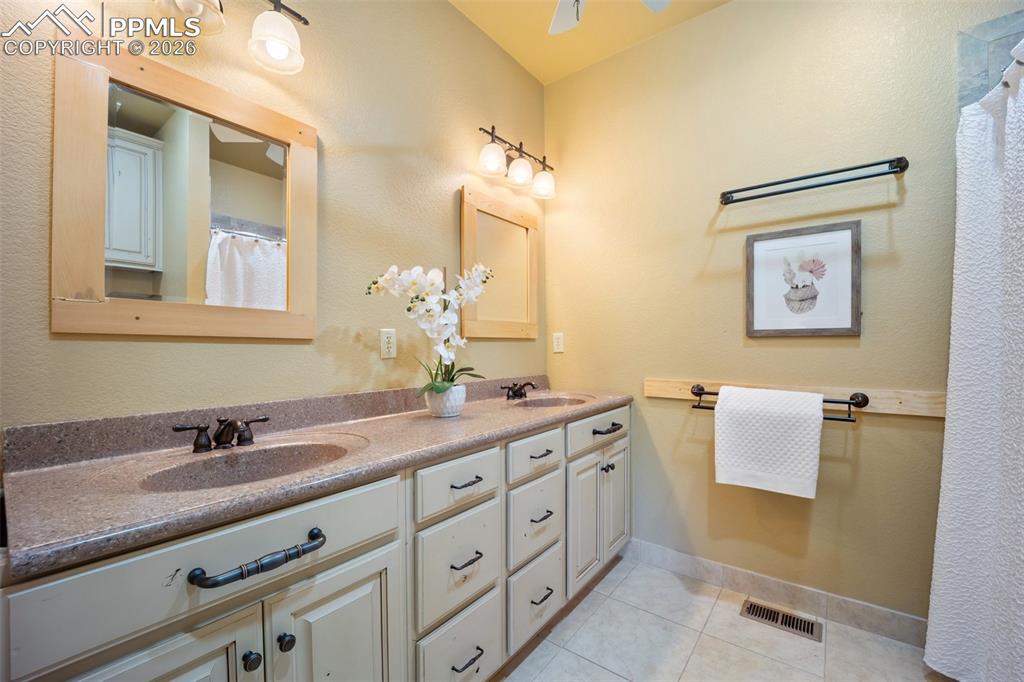 382 Largo Avenue Palmer Lake CO 80133