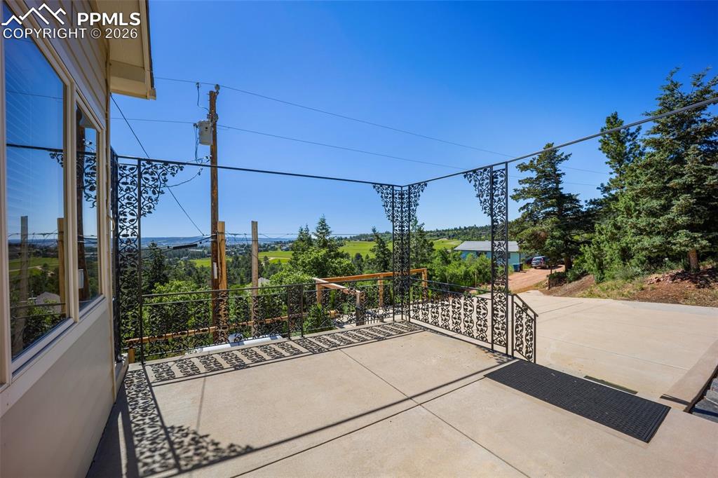 382 Largo Avenue Palmer Lake CO 80133