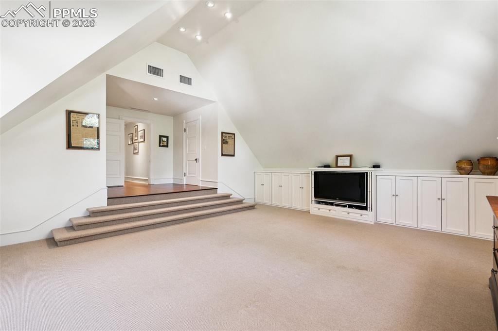 9 Broadmoor Avenue Colorado Springs CO 80906