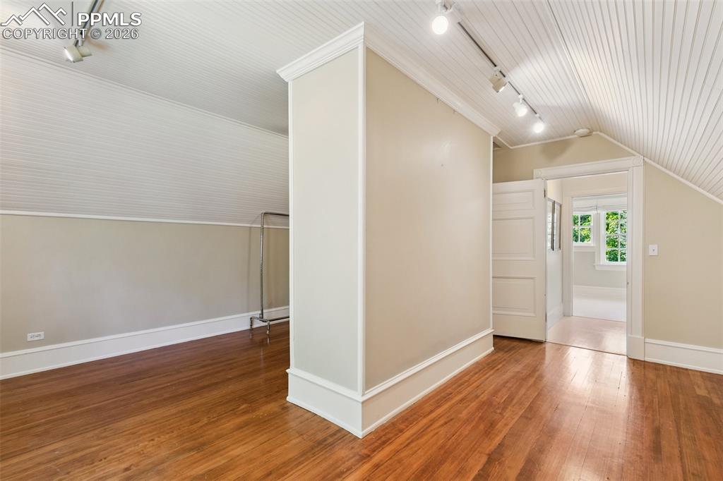 9 Broadmoor Avenue Colorado Springs CO 80906