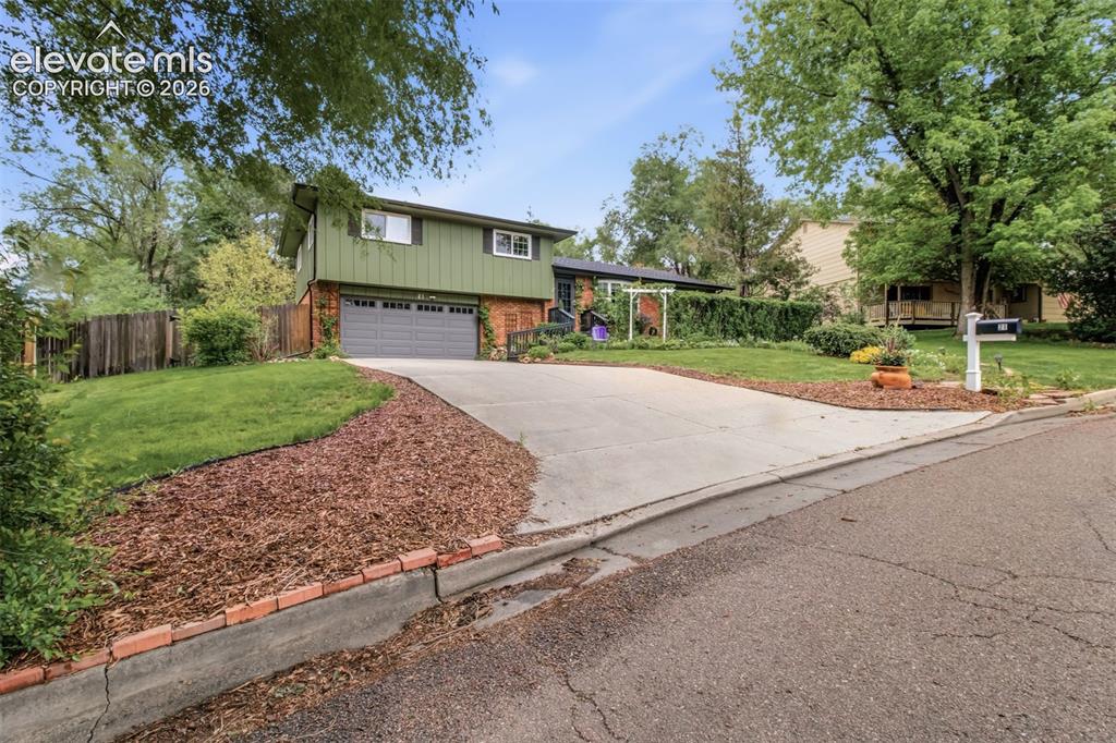 21 Newport Circle Colorado Springs CO 80906