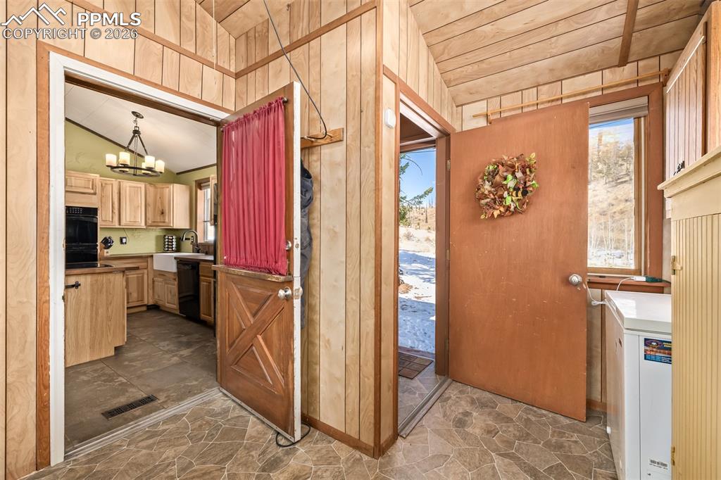 97 Hedges Circle Sedalia CO 80135