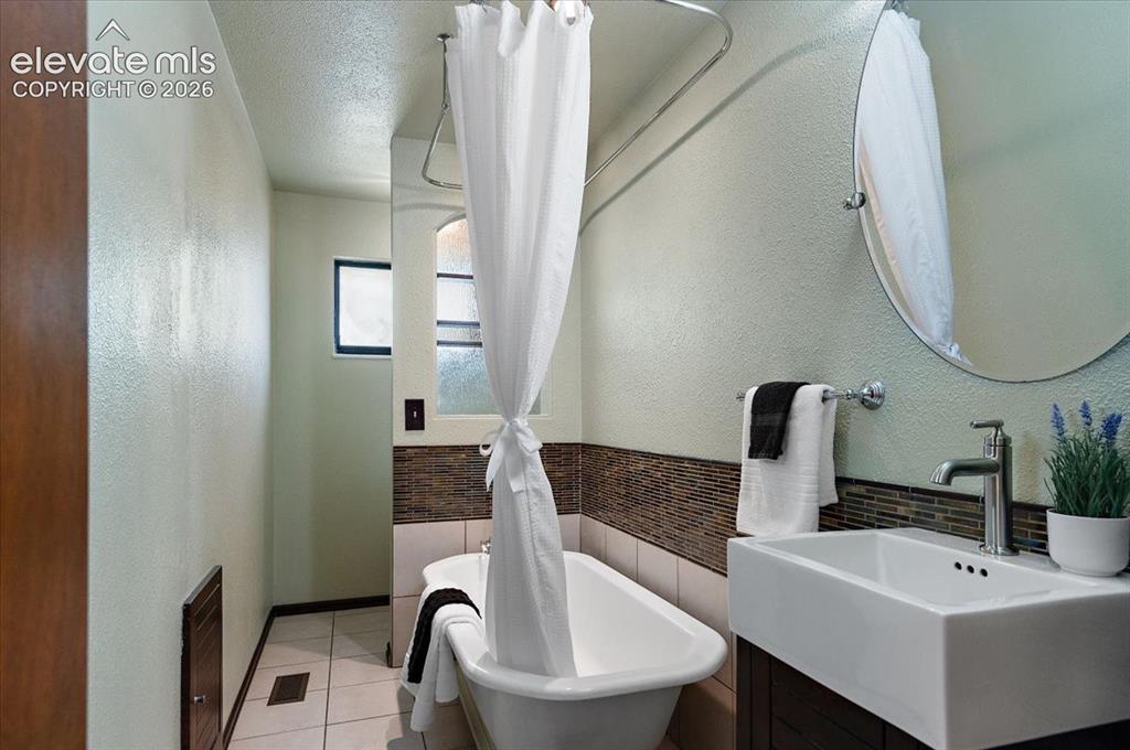 6520 Hawkeye Circle Colorado Springs CO 80919