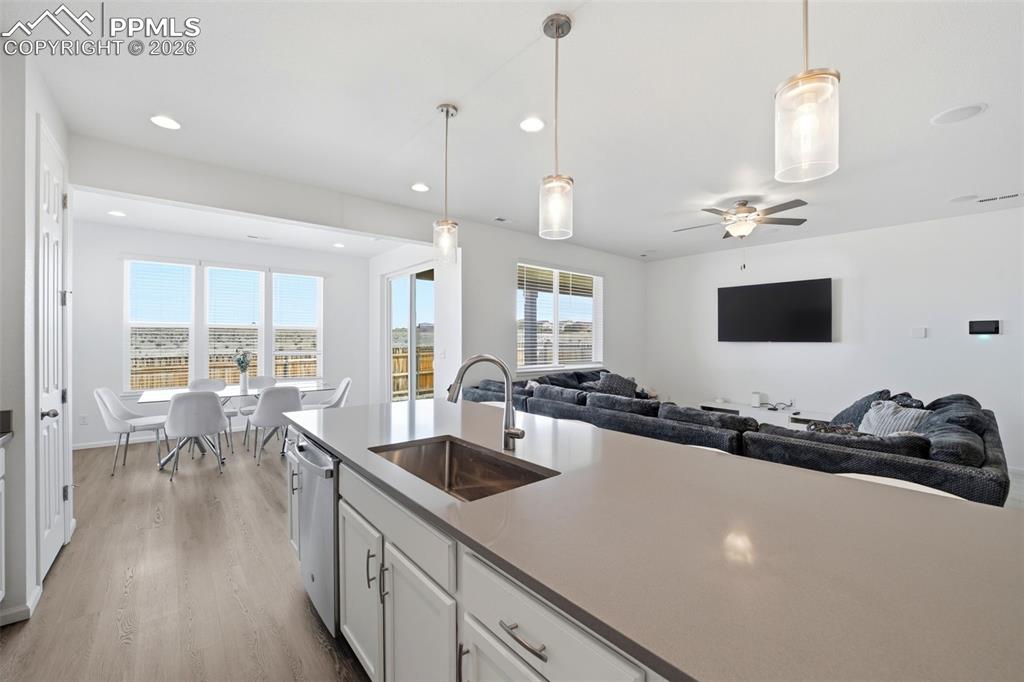 2213 Sunrise Lane Pueblo CO 81008