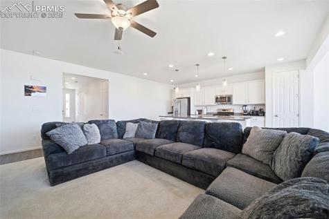 2213 Sunrise Lane Pueblo CO 81008