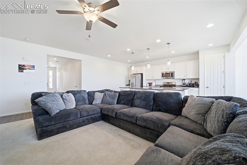 2213 Sunrise Lane Pueblo CO 81008