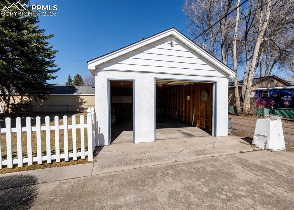 2303 N El Paso Street Colorado Springs CO 80907