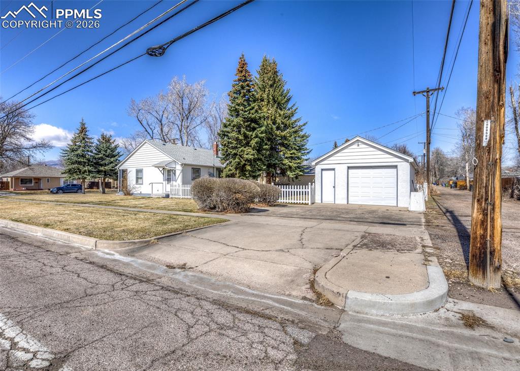 2303 N El Paso Street Colorado Springs CO 80907