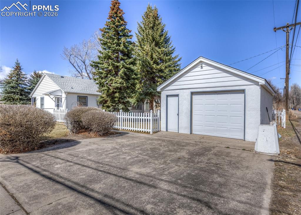 2303 N El Paso Street Colorado Springs CO 80907