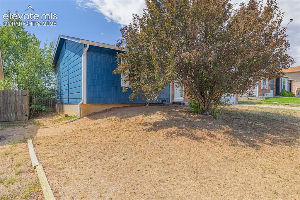 6805 Parkridge Court Colorado Springs CO 80915