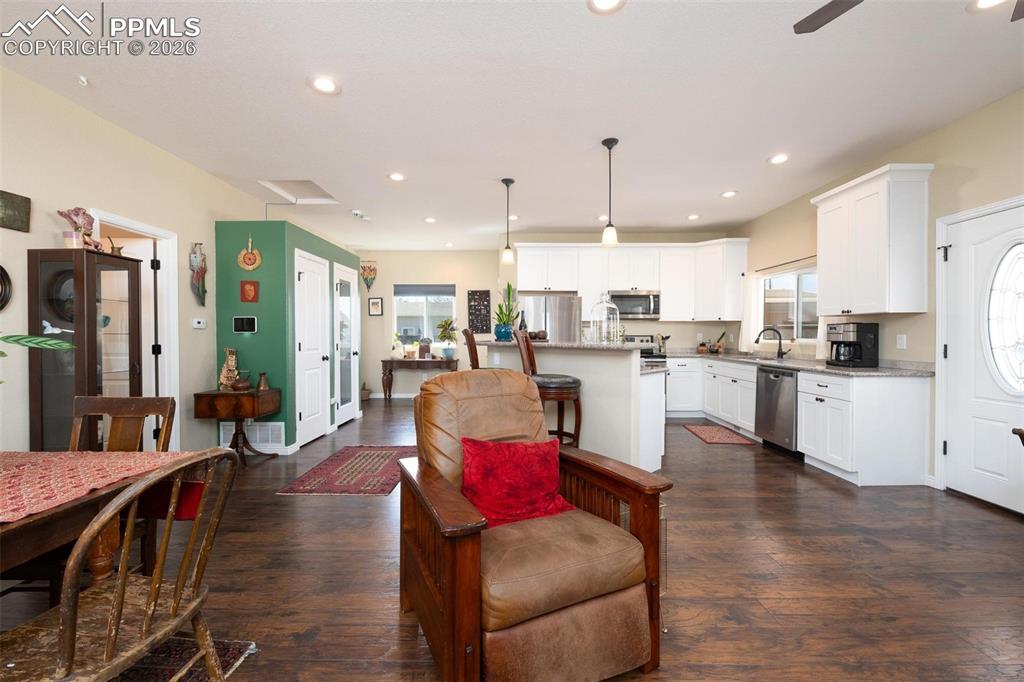 627 E Hills Road Colorado Springs CO 80909