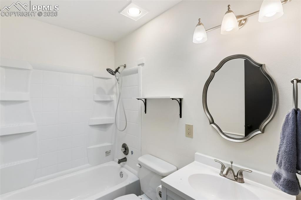 6635 Grand Valley Drive Colorado Springs CO 80911