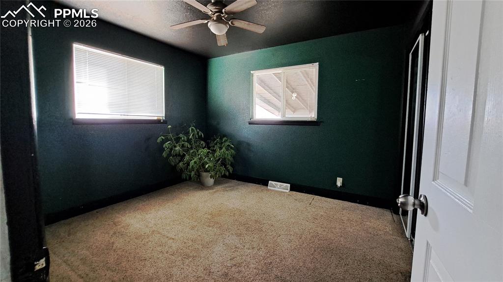 33 Wasatch Drive Pueblo CO 81005