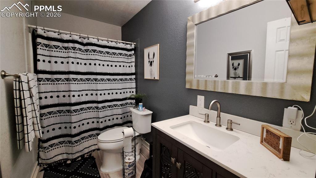 33 Wasatch Drive Pueblo CO 81005