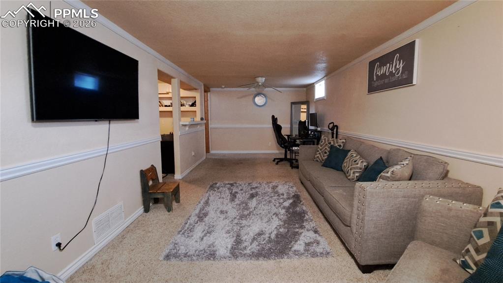 33 Wasatch Drive Pueblo CO 81005