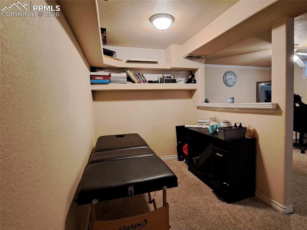 33 Wasatch Drive Pueblo CO 81005