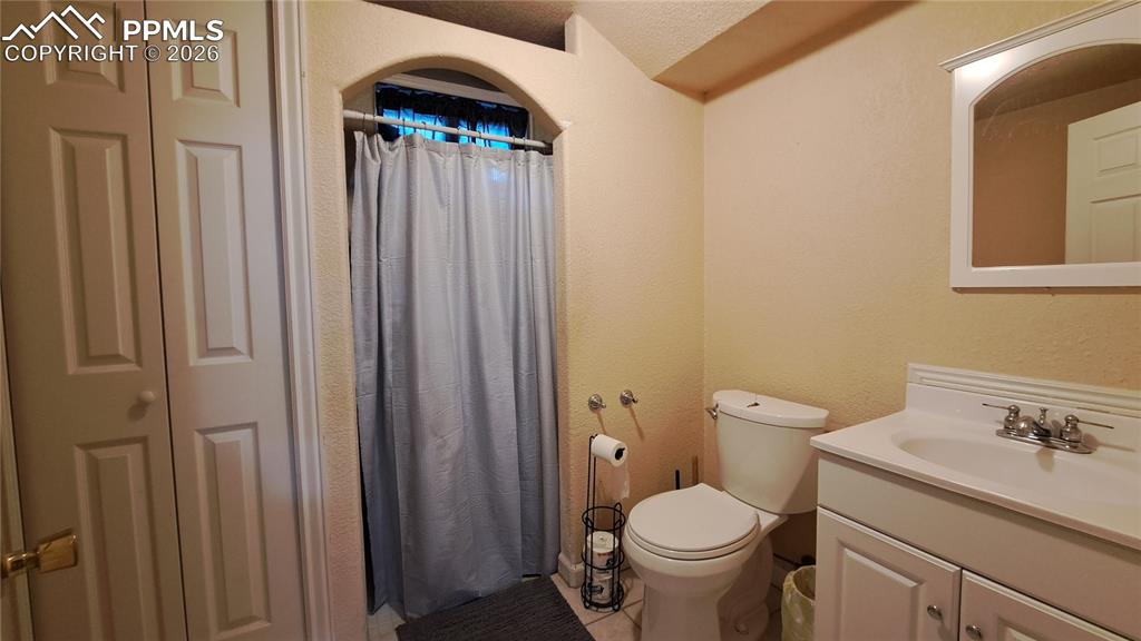 33 Wasatch Drive Pueblo CO 81005