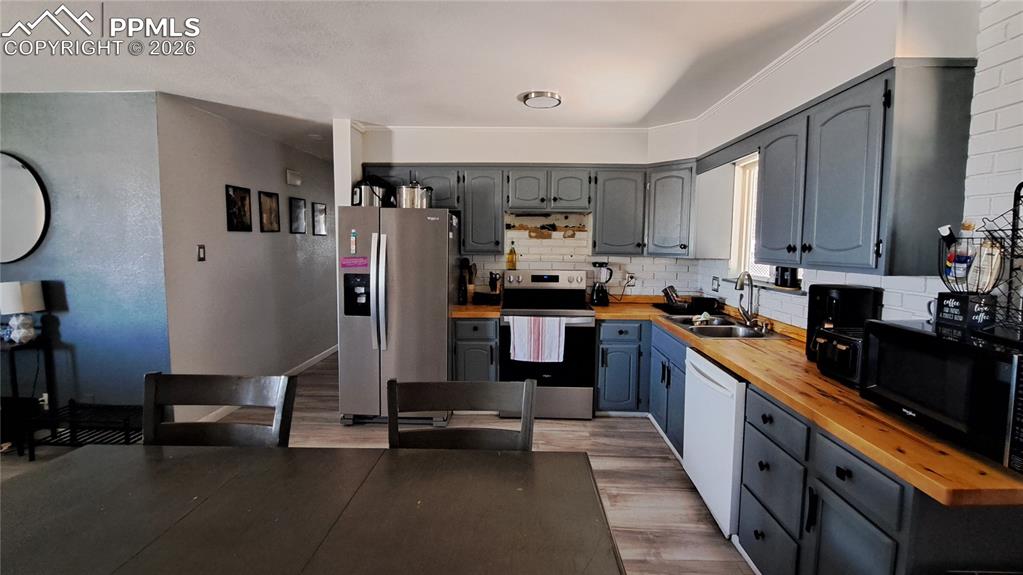 33 Wasatch Drive Pueblo CO 81005