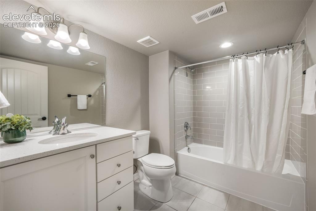 2583 Lakes Edge Drive Monument CO 80132