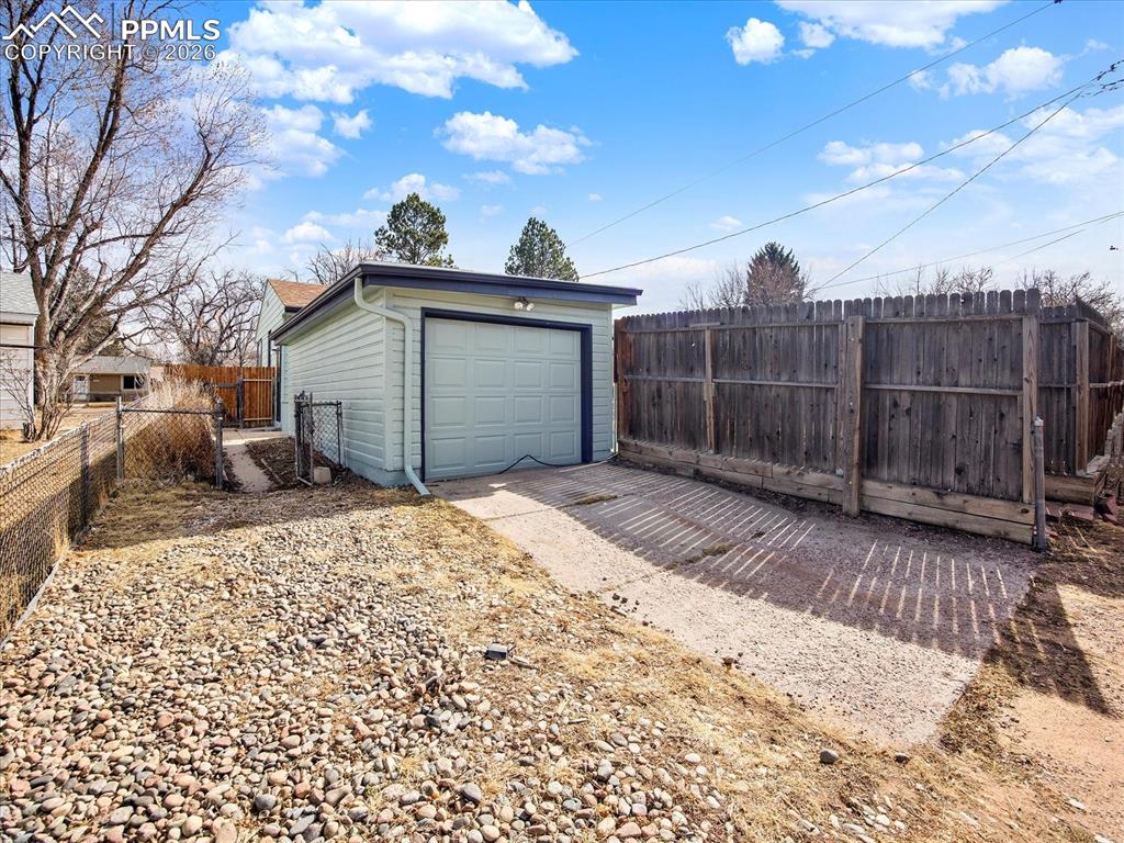 2518 Meadowlark Lane Colorado Springs CO 80909