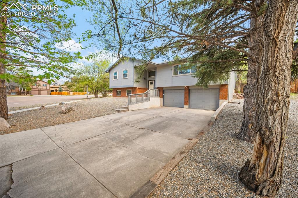 6435 Delmonico Drive Colorado Springs CO 80919