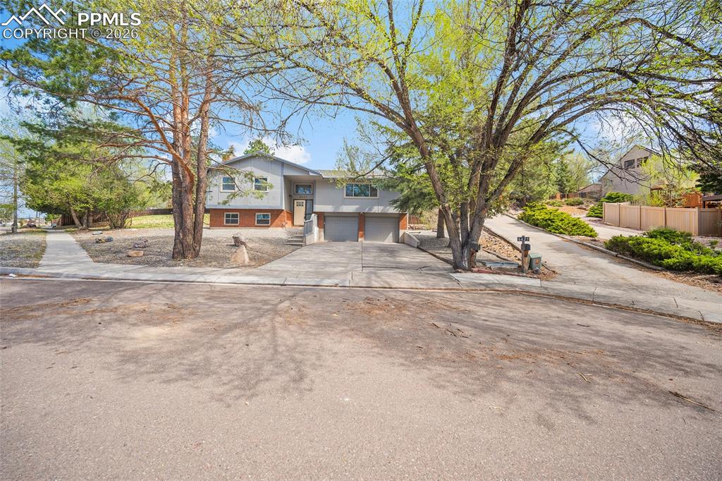 6435 Delmonico Drive Colorado Springs CO 80919