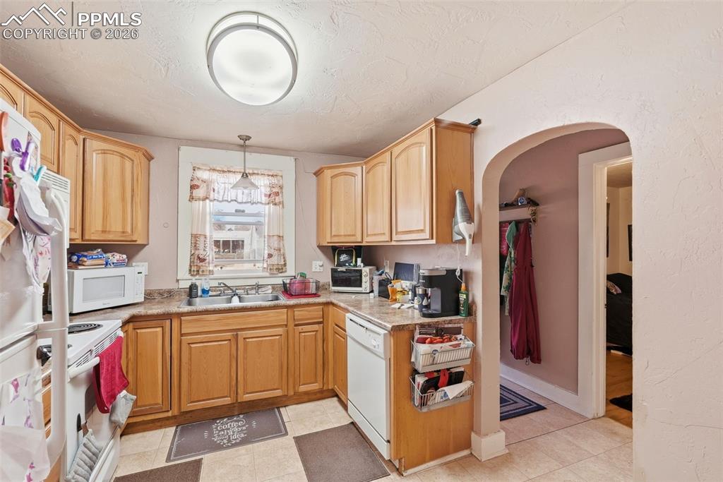 936 E Moreno Avenue Colorado Springs CO 80903