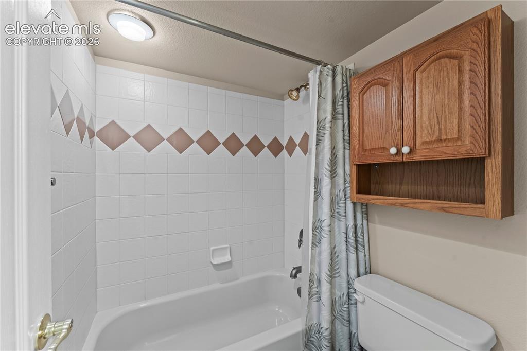2823 Cinnabar Road Colorado Springs CO 80921