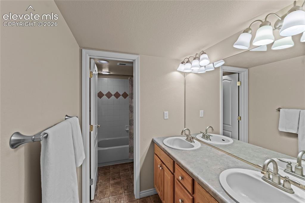 2823 Cinnabar Road Colorado Springs CO 80921
