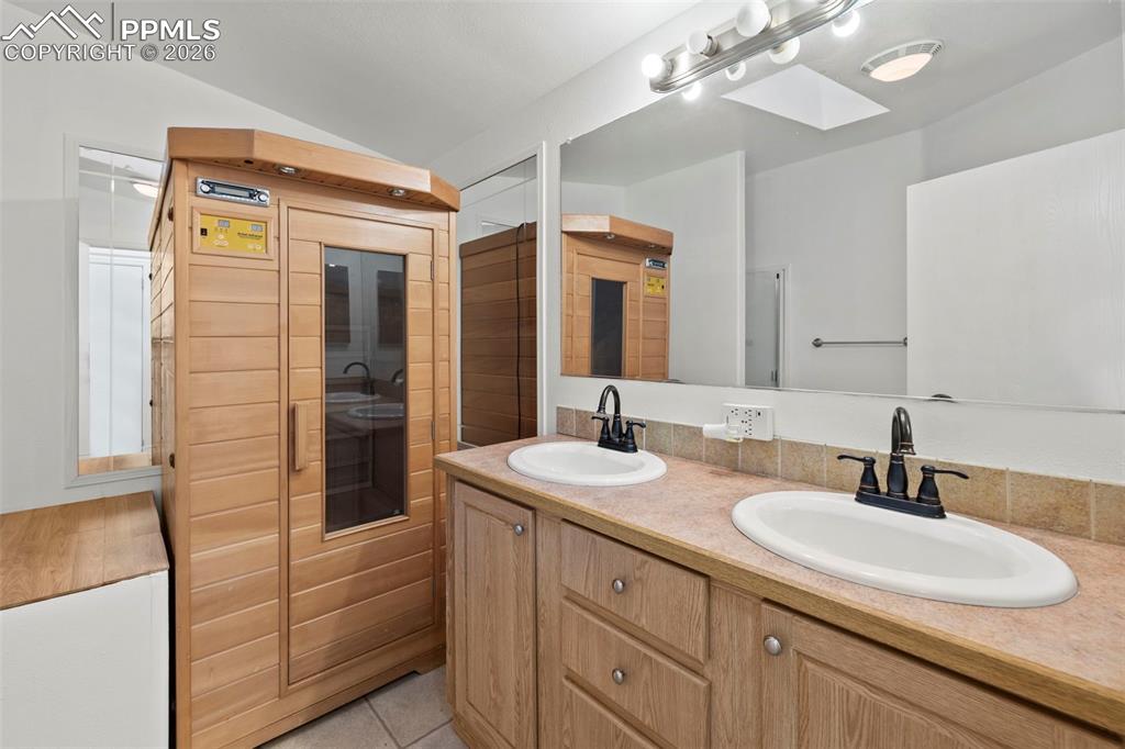 46 Kingston Circle Florissant CO 80816