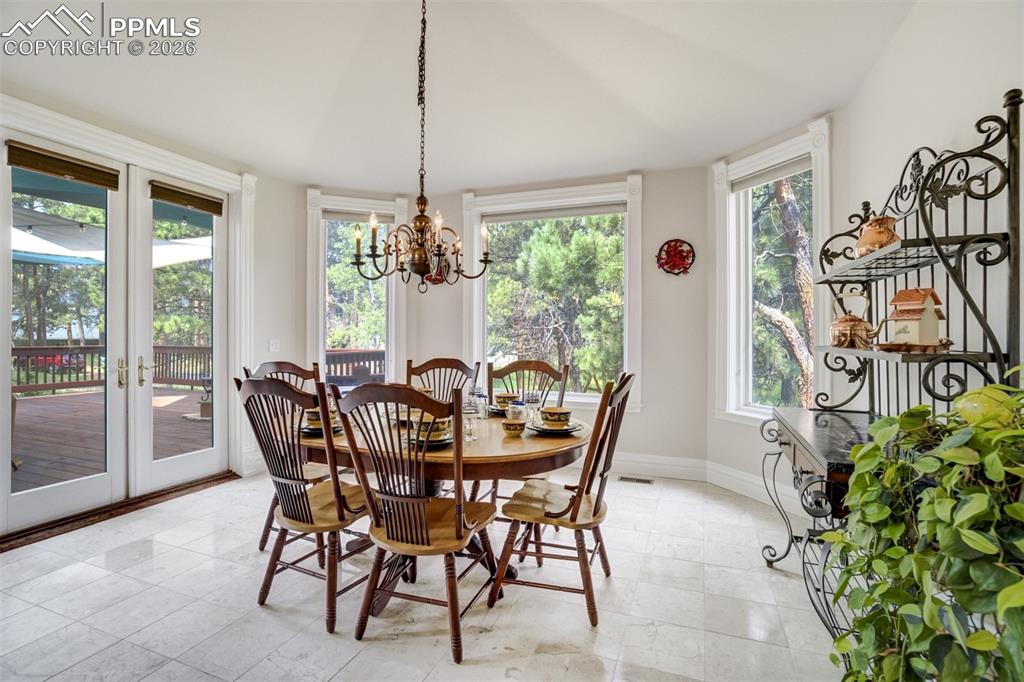 20252 W Elk Creek Drive Colorado Springs CO 80908