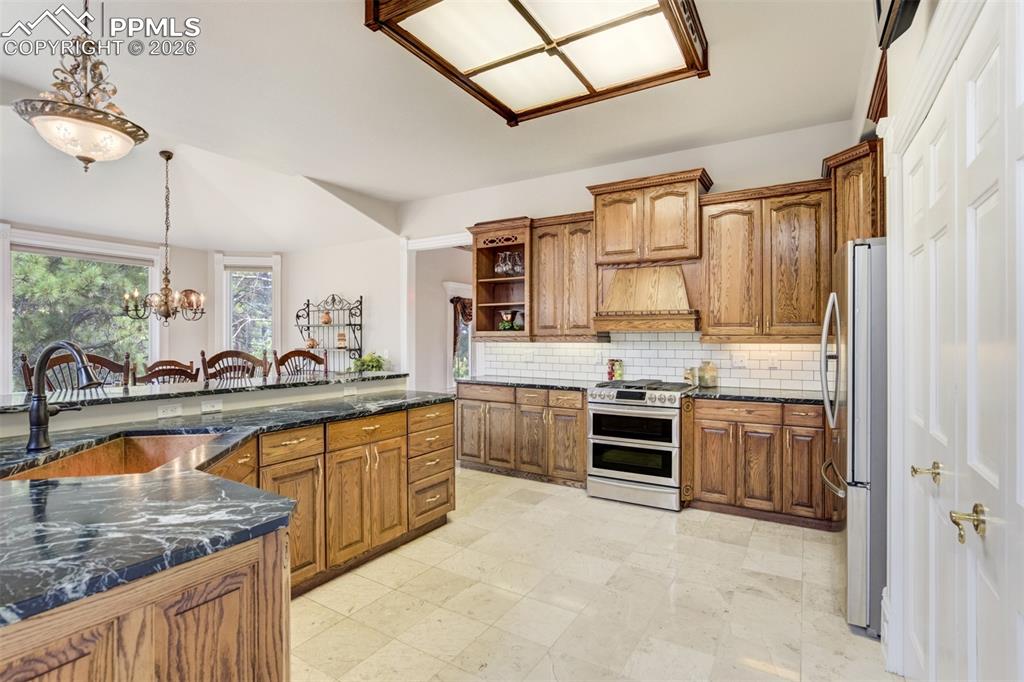 20252 W Elk Creek Drive Colorado Springs CO 80908