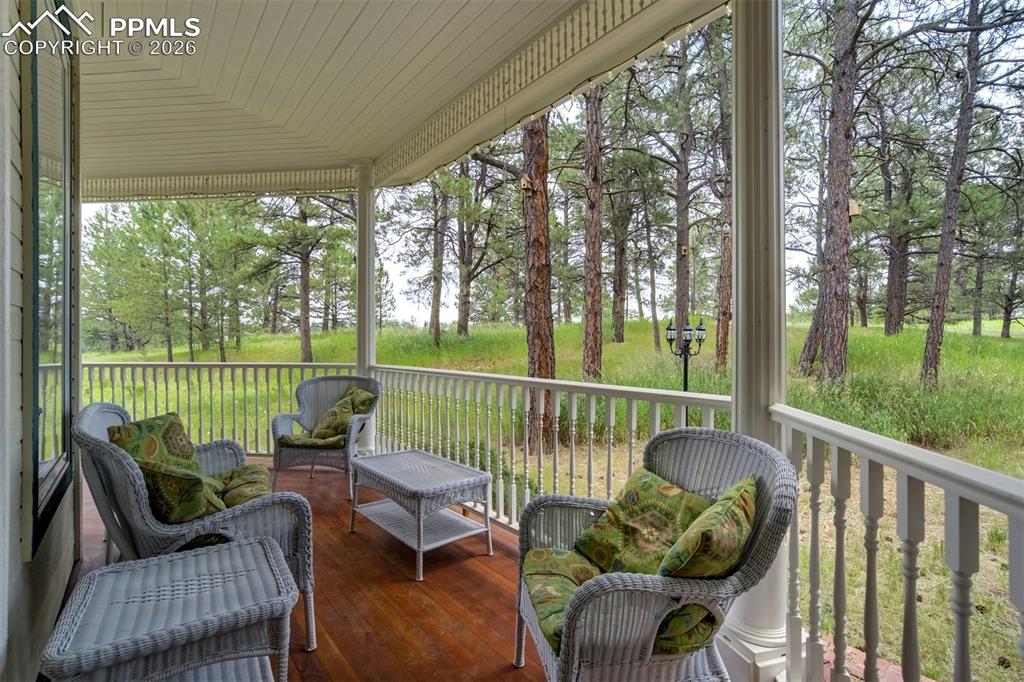 20252 W Elk Creek Drive Colorado Springs CO 80908