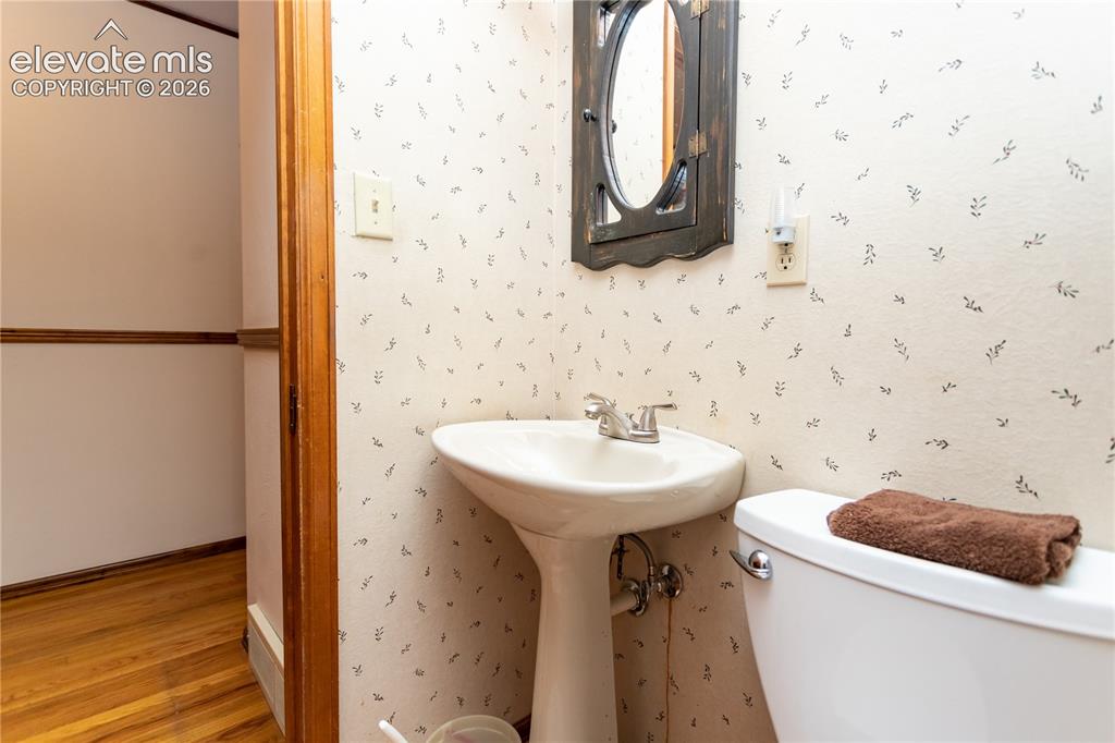1715 Bates Drive Colorado Springs CO 80909