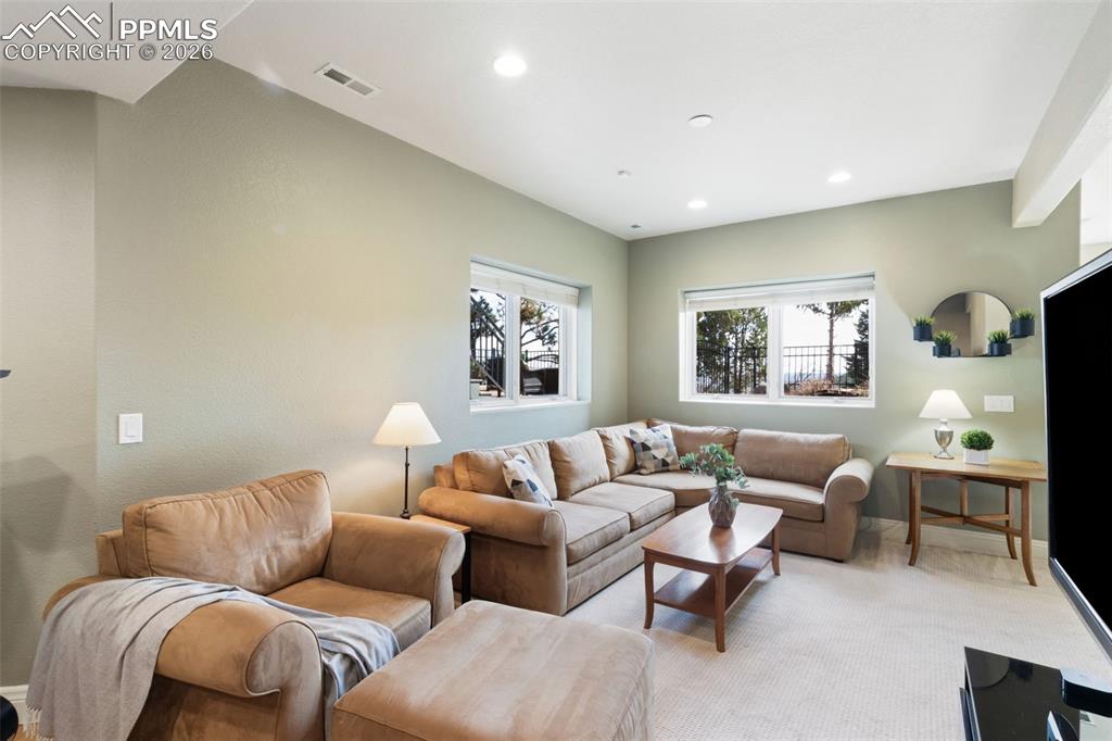 7615 Dante Way Colorado Springs CO 80919