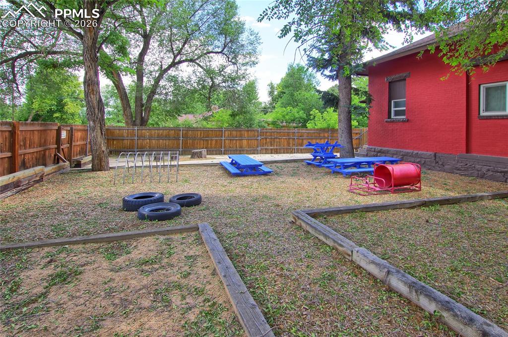 1015 W Cheyenne Road Colorado Springs CO 80906
