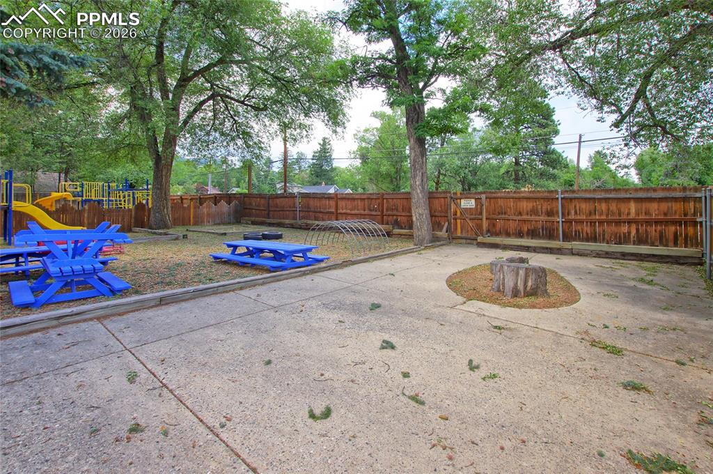 1015 W Cheyenne Road Colorado Springs CO 80906