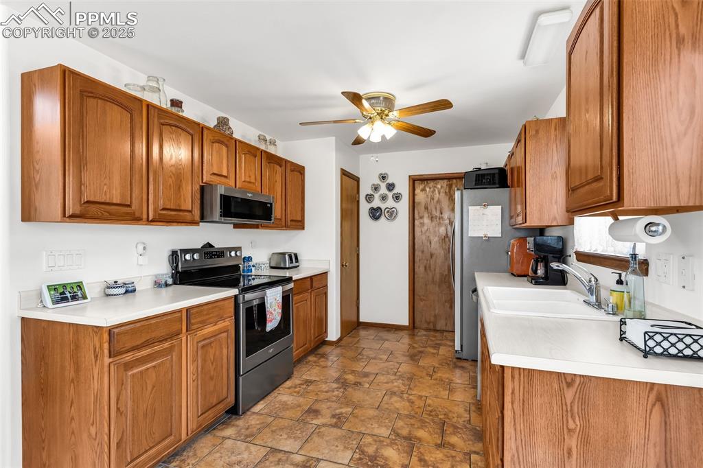 207 Savage Loop Canon City CO 81212